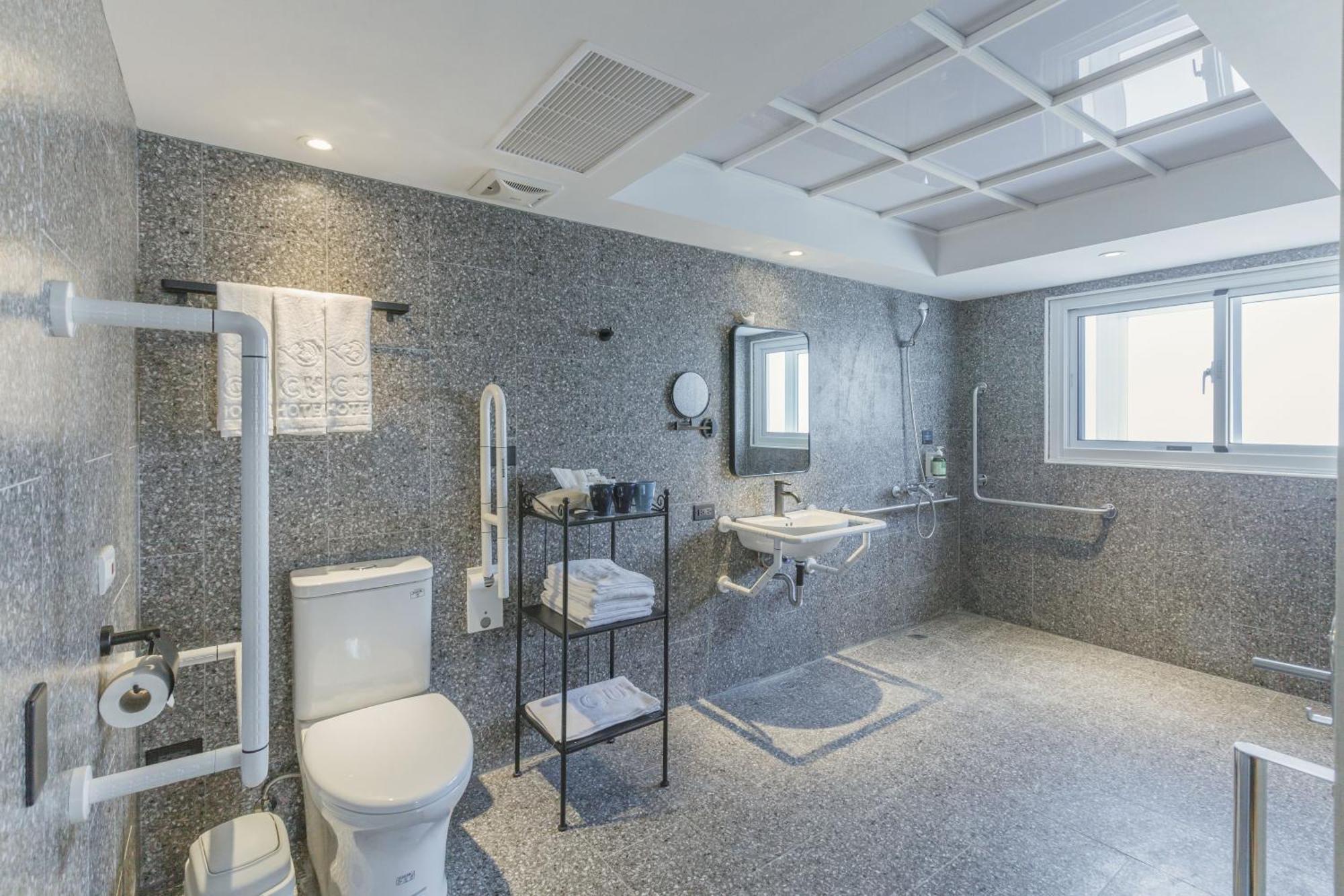 Cu Hotel كاوشيونغ المظهر الخارجي الصورة